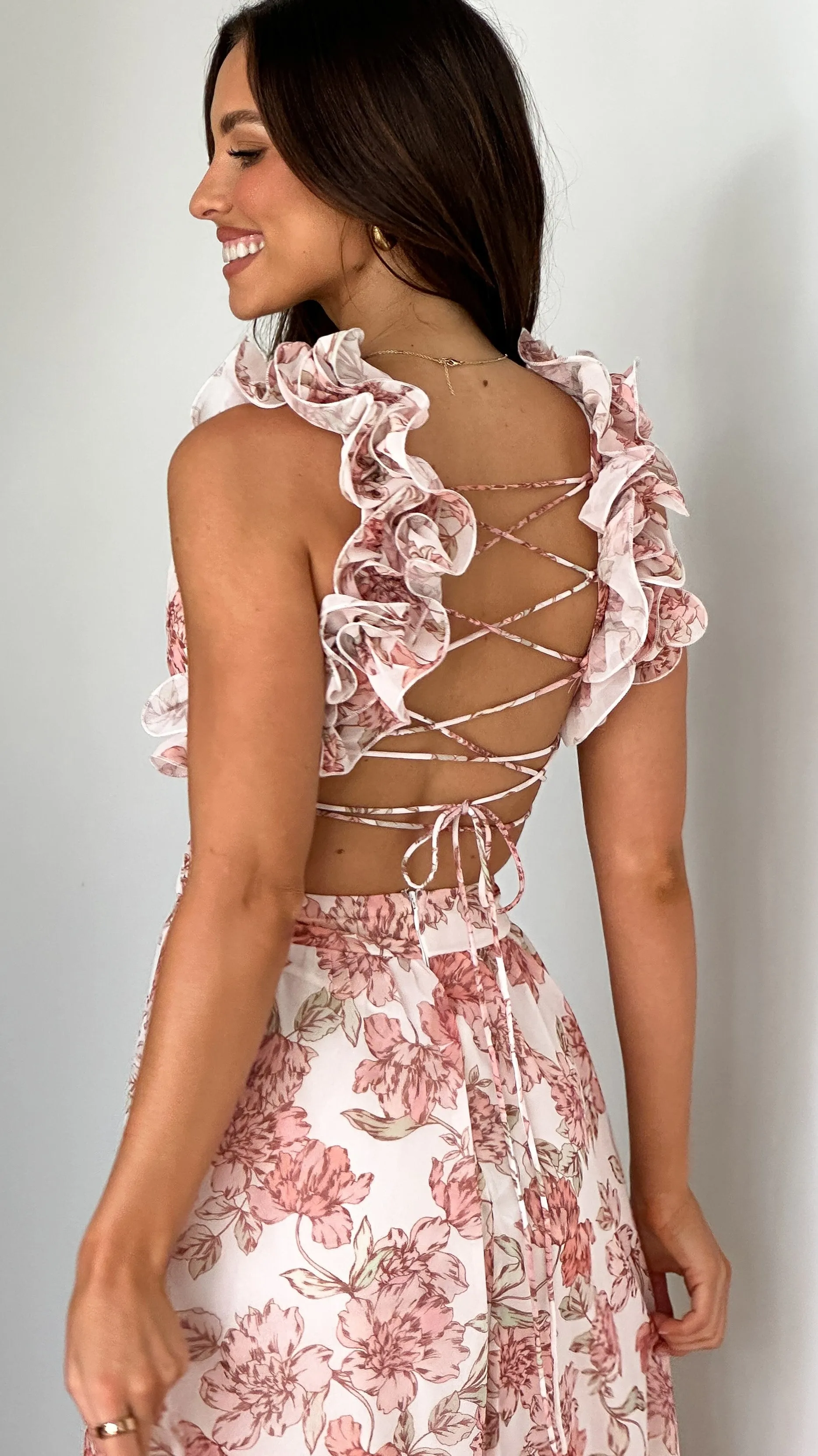 Galilhai Maxi Dress - Peach Floral Billy J