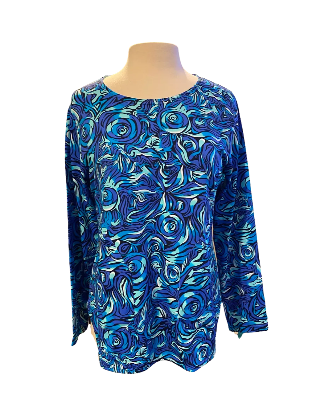 Lulu B Blue Roses Scoop Neck Pocket 3/4 Sleeve Top