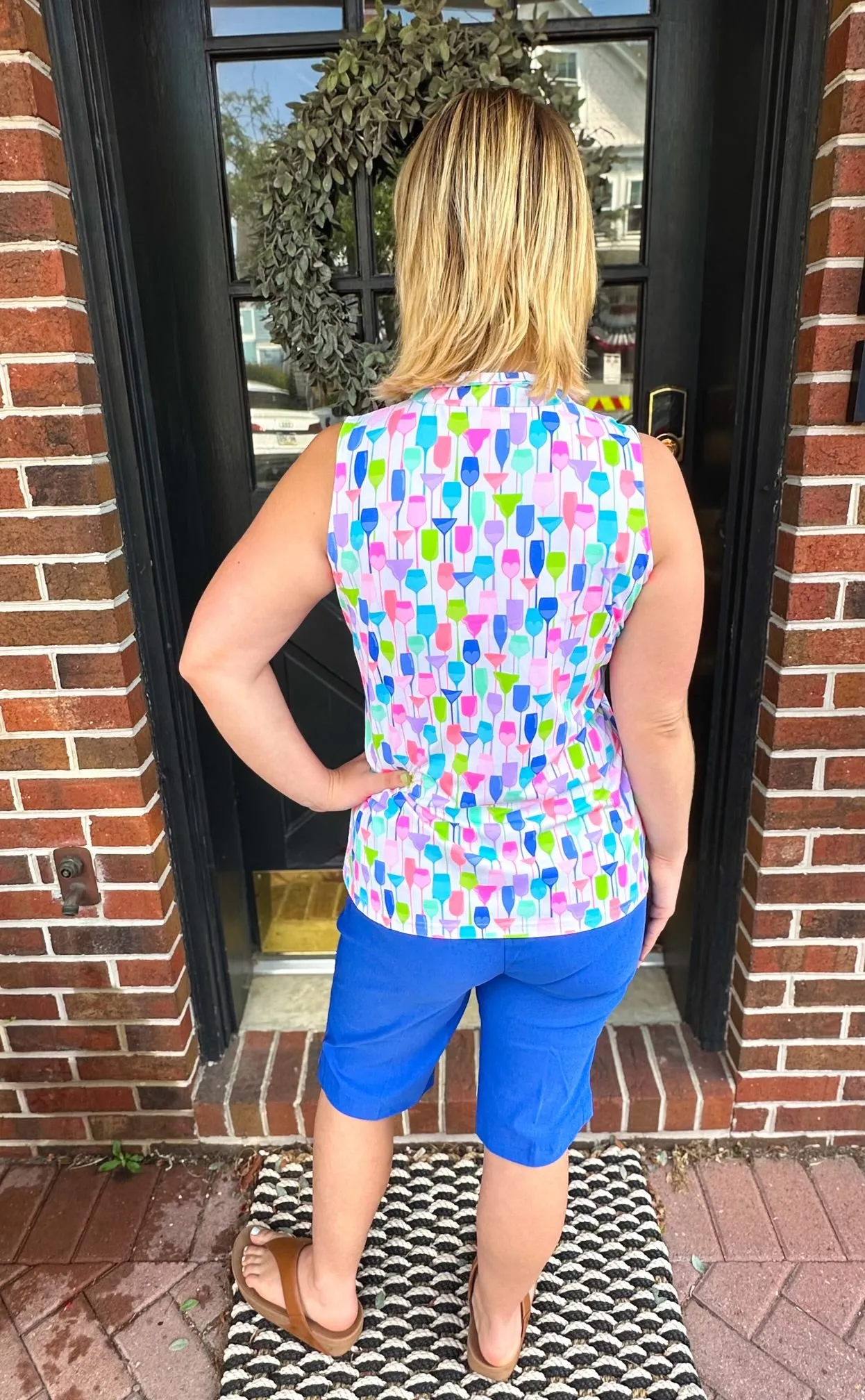 Lulu B White Wine Sleeveless Zip Top