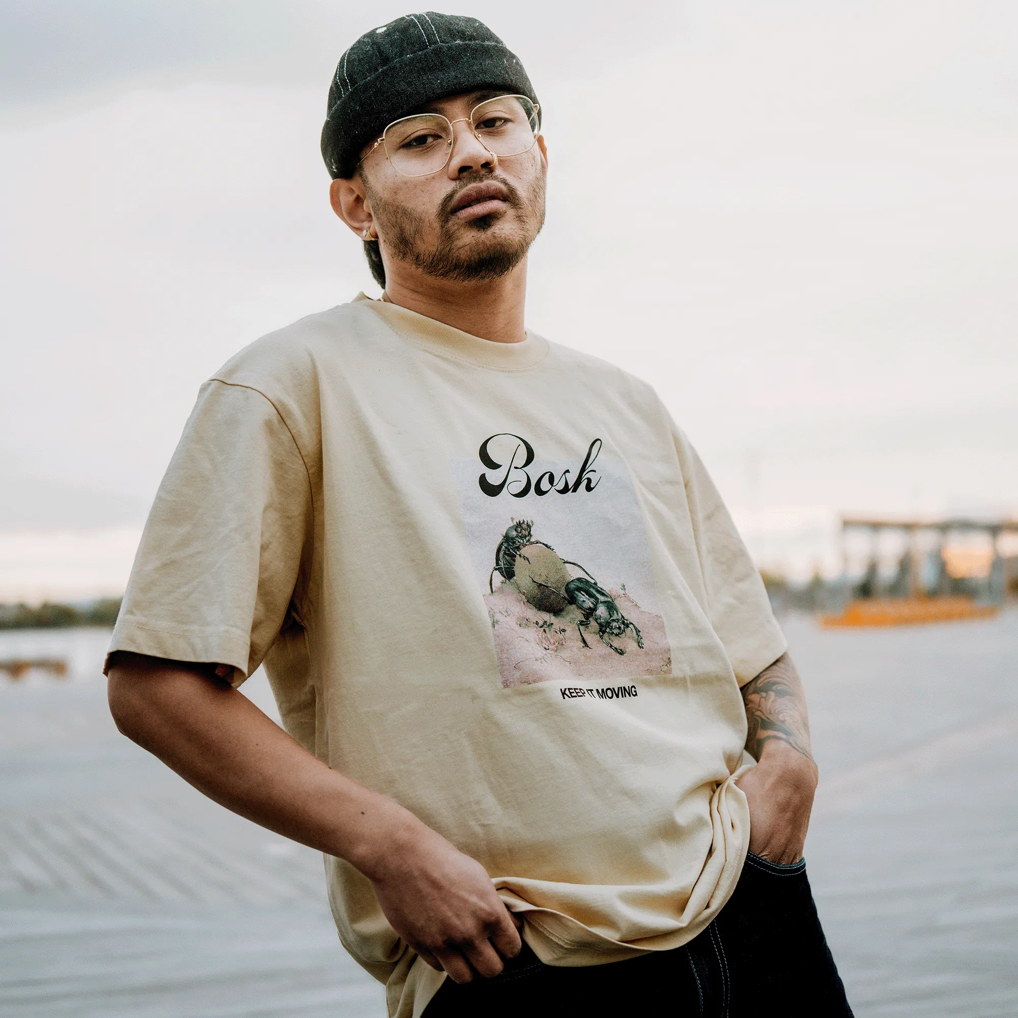 Moving Tee