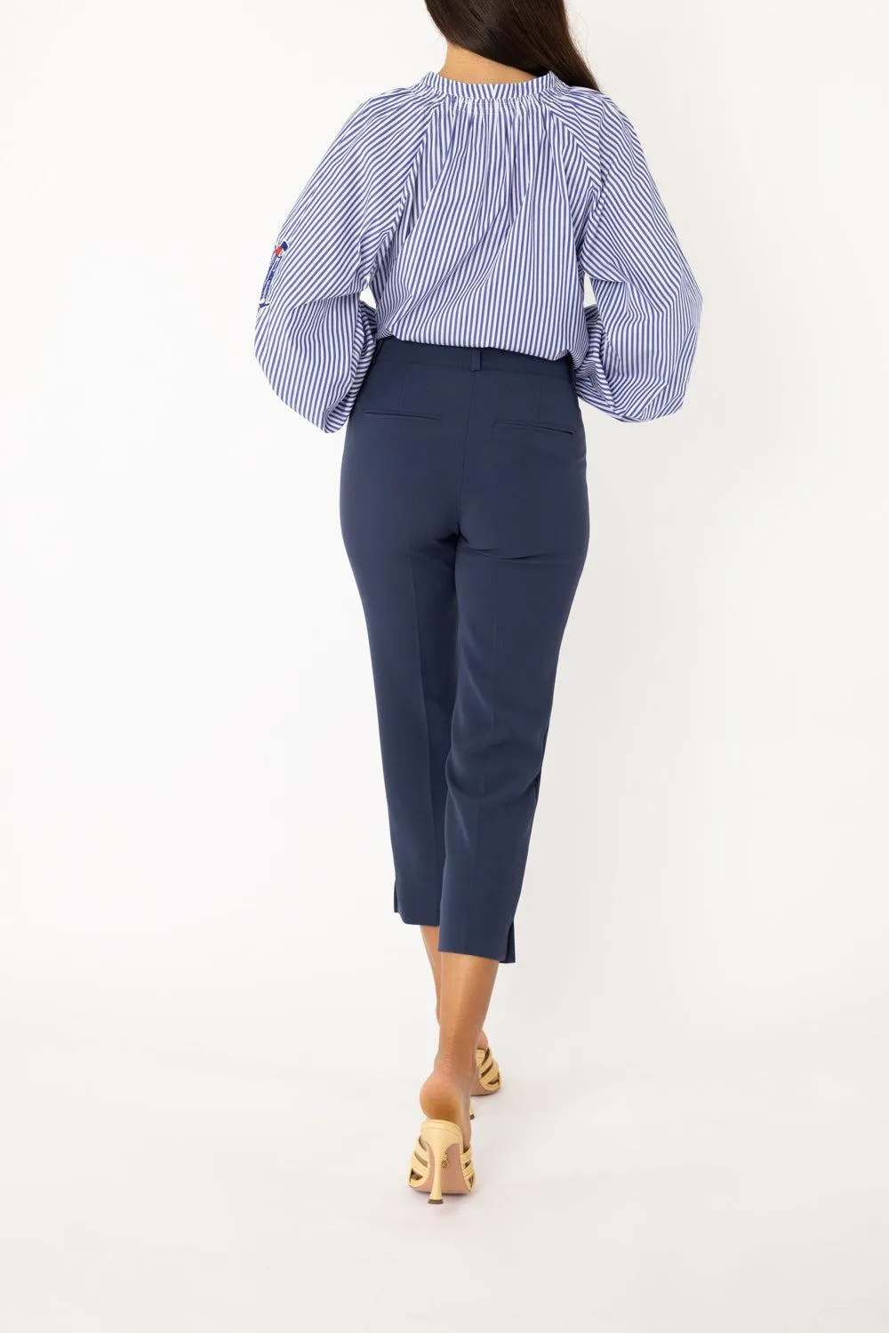 Signature Straight leg Pant